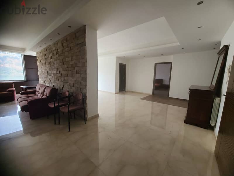 Apartment for sale in Hazmieh Mar Taklaشقة للبيع في الحازمية مار تقلا 8