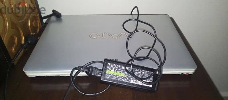 laptop windows 7 sony vaio i3 380cm with charger 4
