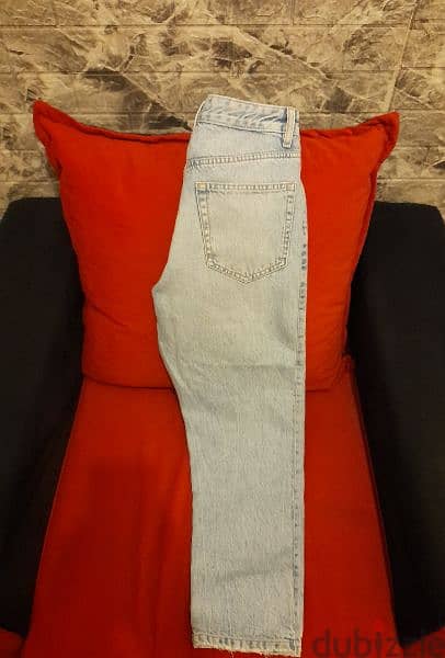 2 jeans zara w bershka  kelon bi 15$ size 29/30 1
