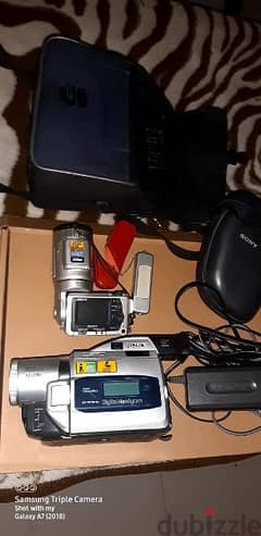 2digital camera Sony and one old collection camera