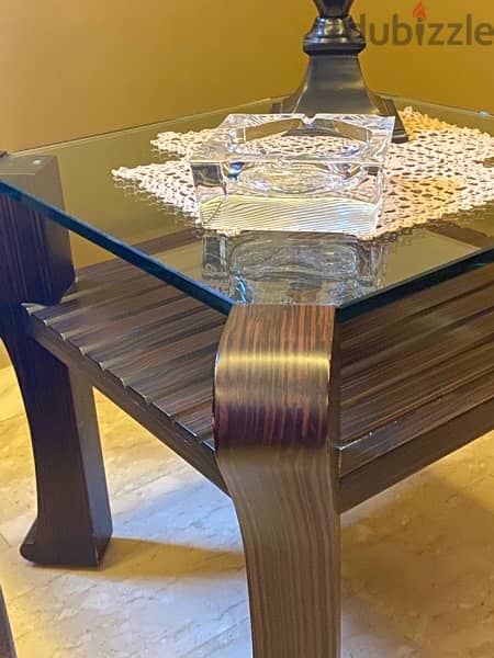 Full Table Set Brand New خشب سندان سعر السوق ٢٠٠٠$ 3