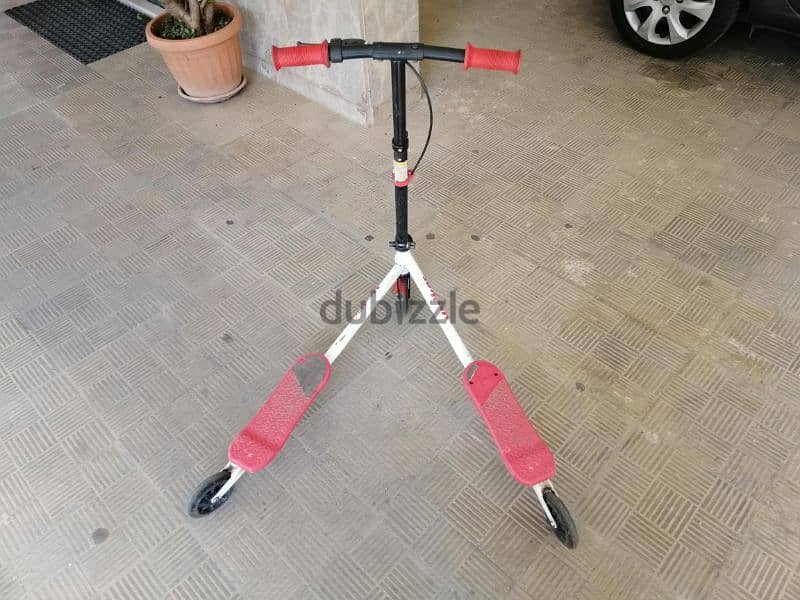 scooter in good condition 0