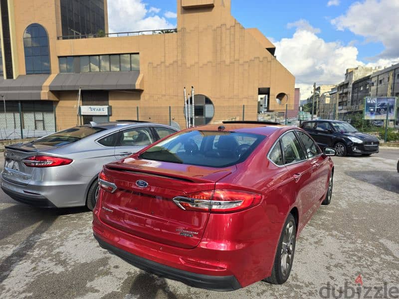 Ford Fusion 2020 limited edition Hybrid And plug in ful options low km 3