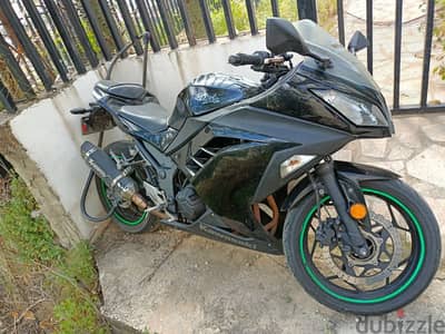 Kawasaki ninja 300