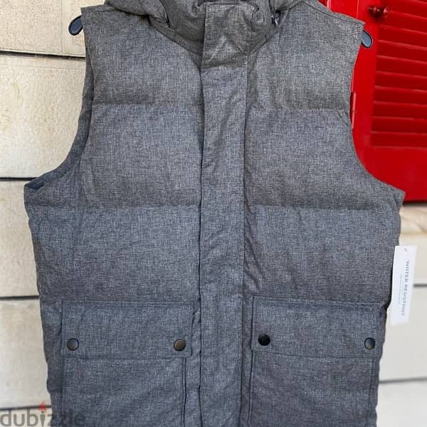 OLD NAVY Puffy Grey Vest. 1