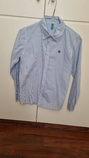 United Color of Benetton Shirt  like new 1