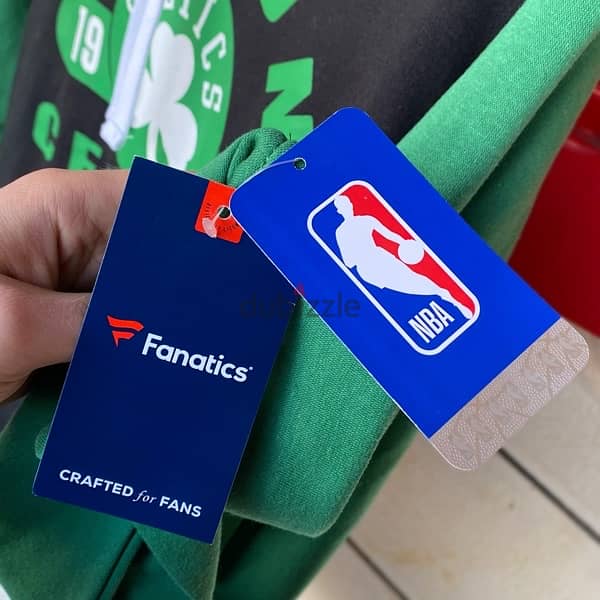 FANATICS x NBA Boston Celtics Hoodie. 3