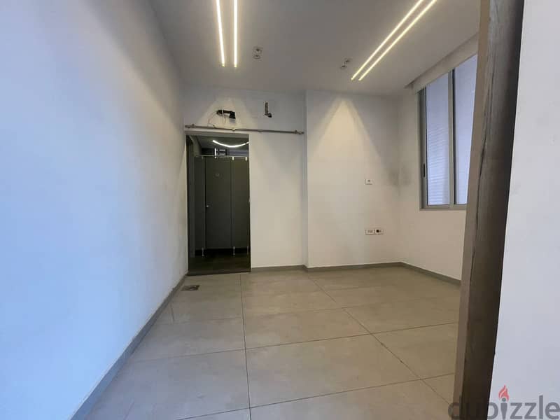 JH24-3238  200m office for rent in Badaro, $ 1400 cash per month 2