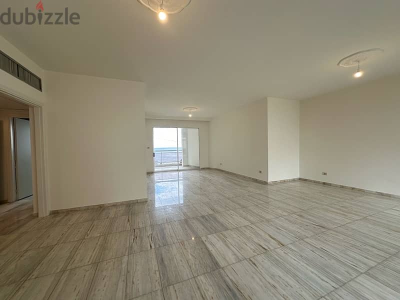 Hamra 245 m² apartment next to AUB الحمرا شارع المكحول 3