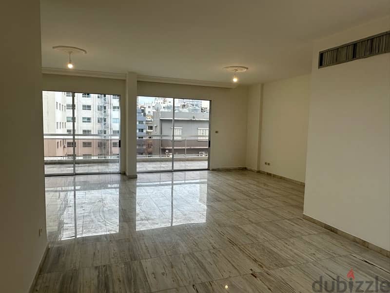 Hamra 245 m² apartment next to AUB الحمرا شارع المكحول 4