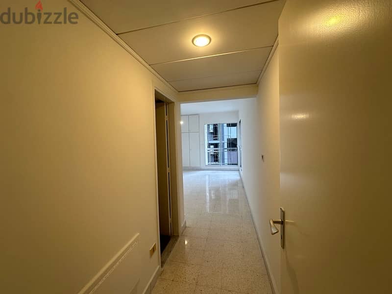 Hamra 245 m² apartment next to AUB الحمرا شارع المكحول 15