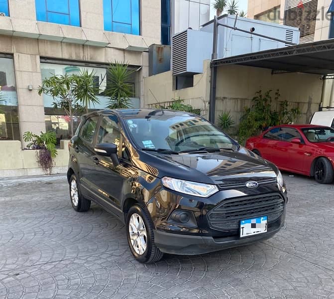 ford ecosport 2015 company source no accident one owner(Doctor ) 3