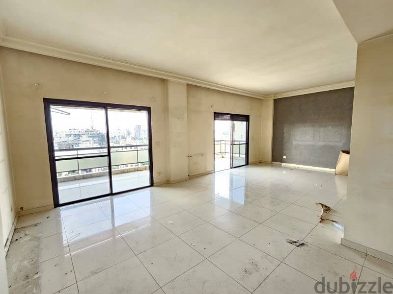 Apartment for Sale in Horsh Tabet - شقة للبيع في منطقة حرش تابت 2