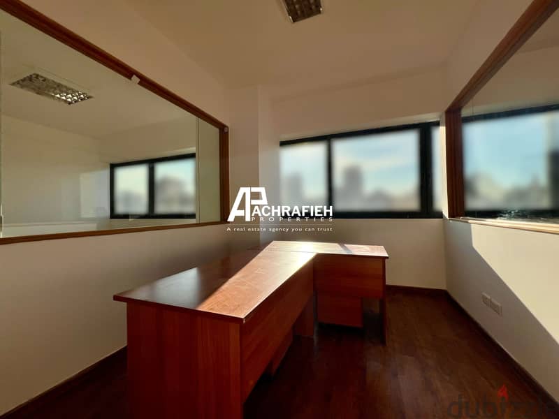 Office For Rent In Achrafieh - مكتب للإجار في الأشرفية 15