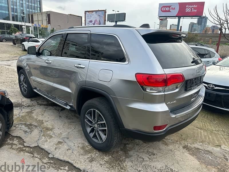 Grand Cherokee Limited 2017 Free Registration very clean  California 1
