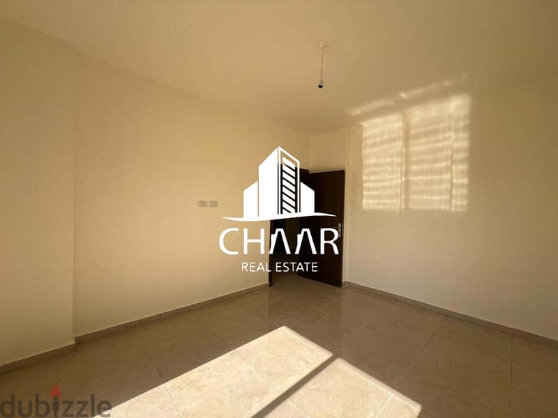 R1672 Spacious Apartment+Rooftop for Sale in Aramoun 2