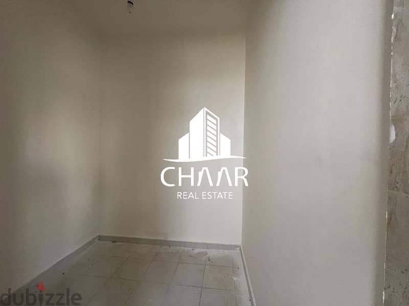 R1672 Spacious Apartment+Rooftop for Sale in Aramoun 7