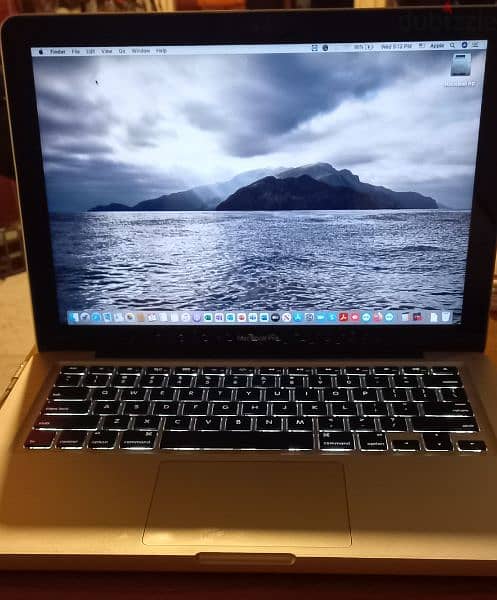 Macbook pro, very clean like new - Laptops, Tablets, Computers