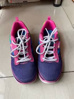 jogging shoes size 33 very good condition