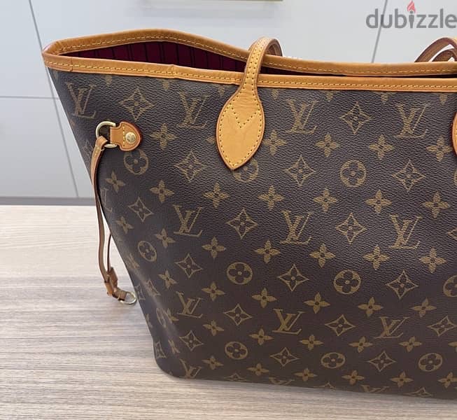 Louis Vuitton bag Orginal with number orginal شانطه لأصلي لويز فيتون 2