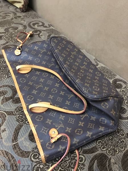 Louis Vuitton bag Orginal with number orginal شانطه لأصلي لويز فيتون 10