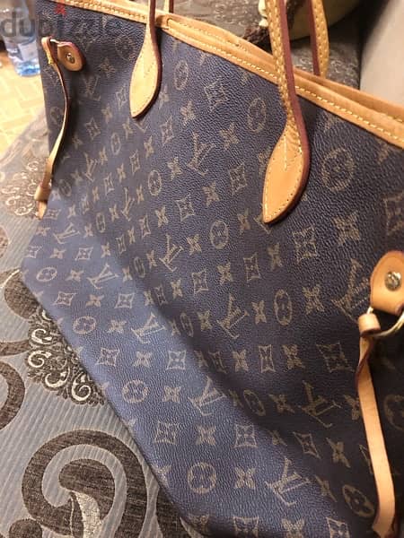 Louis Vuitton bag Orginal with number orginal شانطه لأصلي لويز فيتون 12