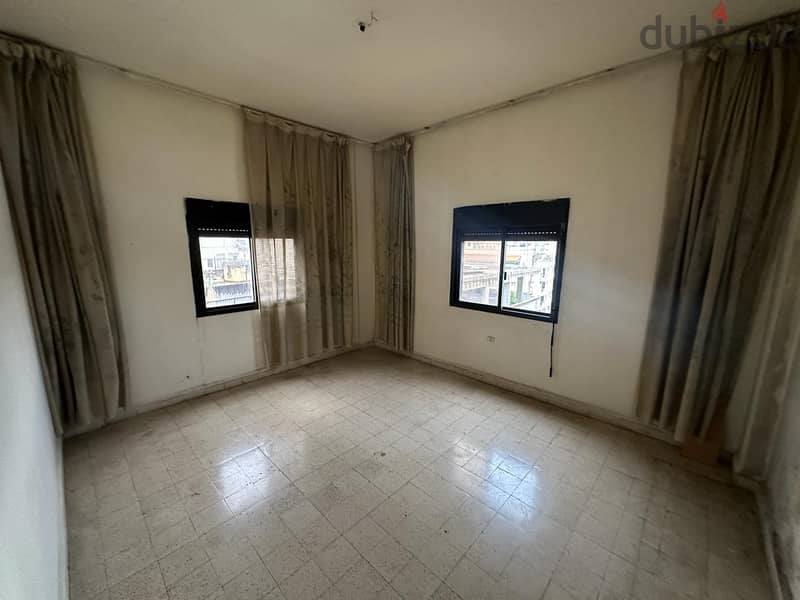 Apartment for Sale in Baouchriyeh شقة للبيع في بوشرية 4