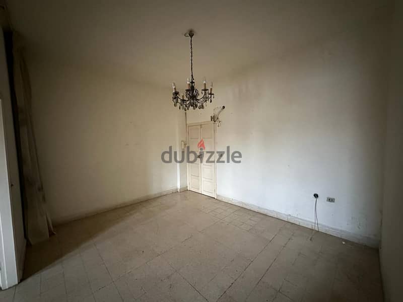Apartment for Sale in Baouchriyeh شقة للبيع في بوشرية 5