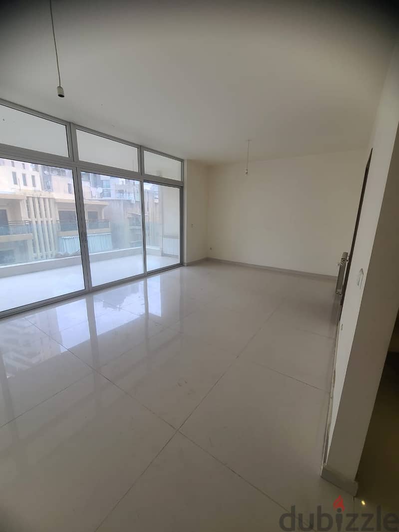 Appartment for sale in Achrafiehشقة للبيع في الاشرفية 4