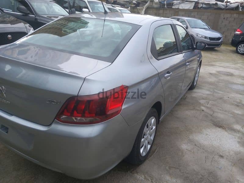 Peugeot 301 Excellent condition 5