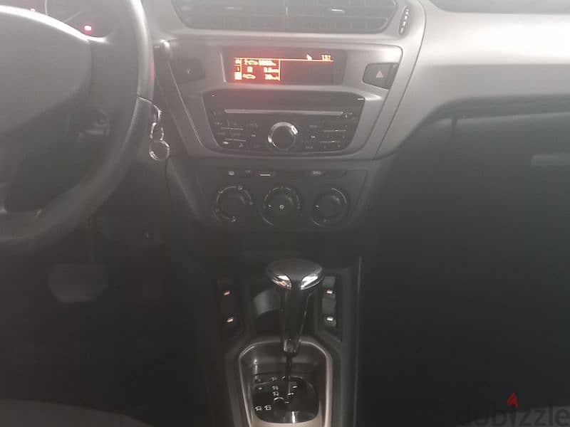 Peugeot 301 Excellent condition 7