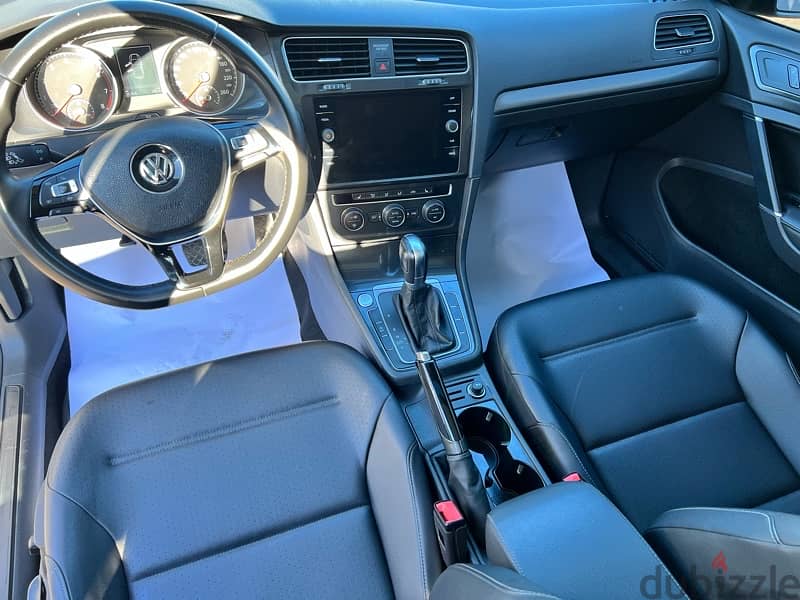 Golf TSI 1.4 L turbo 2019 nice car. 10