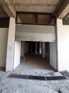 610 SQM Warehouse for Rent in Dbayeh, Metn 0