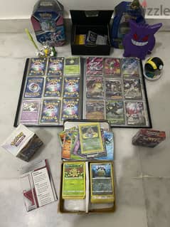 HUGE POKEMON CARD LOT OVER 30 GOOD CARDS AUTHENTIC WITH VINTAGE CARDS