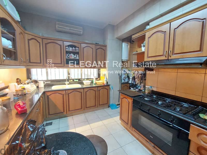 Fully Furnished & Decorated Spacious Flat ! 3