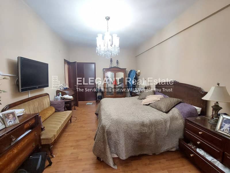 Fully Furnished & Decorated Spacious Flat ! 7