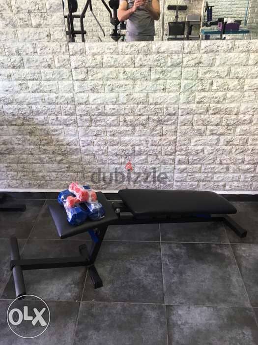 adjustable bench heavy duty with dumbels 1