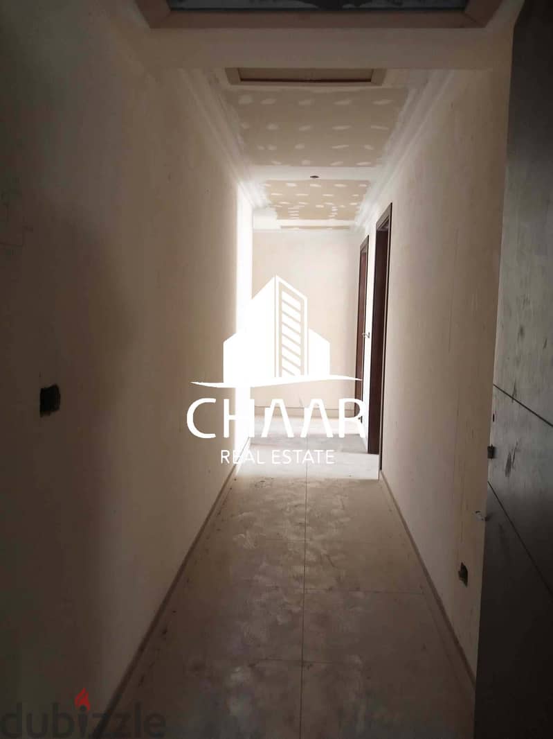 R916 Apartment for Sale in Ramlet Al-Bayda with Sea View 4