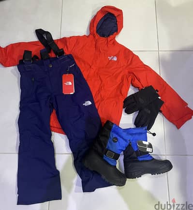 ski clothes kids !kids medium size new northface ski apparel full set!