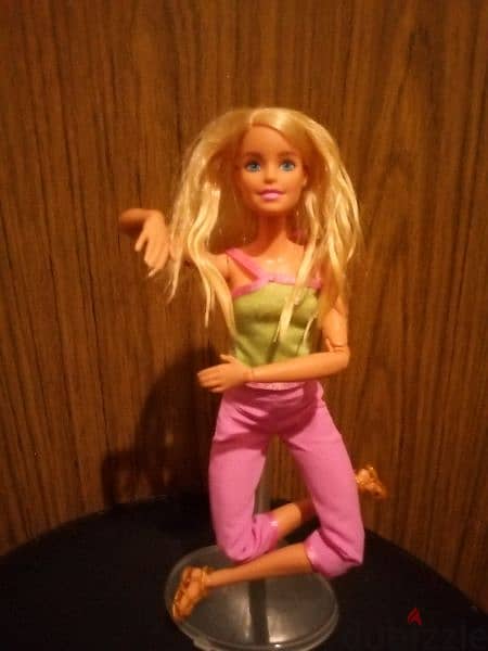 Barbie MADE TO MOVE Mattel 2017 JOINTS body As new doll=25$ 1