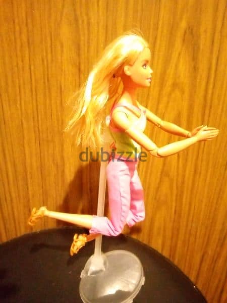 Barbie MADE TO MOVE Mattel 2017 JOINTS body As new doll=25$ 3