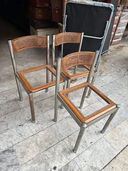 3 chrome chairs 1970s كراسي كروم و خشب عدد ٣ موديل مميّز رائع 2