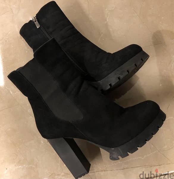 any boot for 5$ !!!! shoes for women, black boot high quality, size 37 1