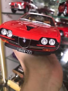 1:18 diecast Rare Alfa Romeo Montreal in original box by Autoart 0