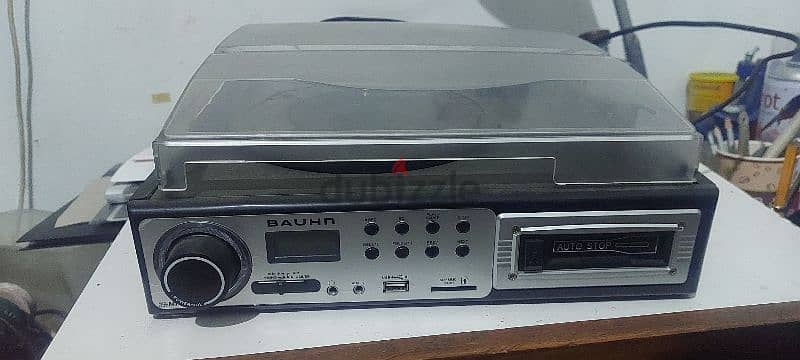 Turntable with Casette-Bauhn Broadway 3