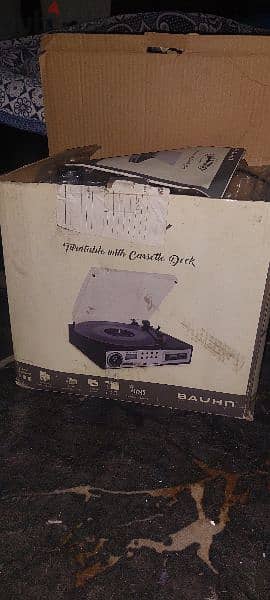 Turntable with Casette-Bauhn Broadway 6