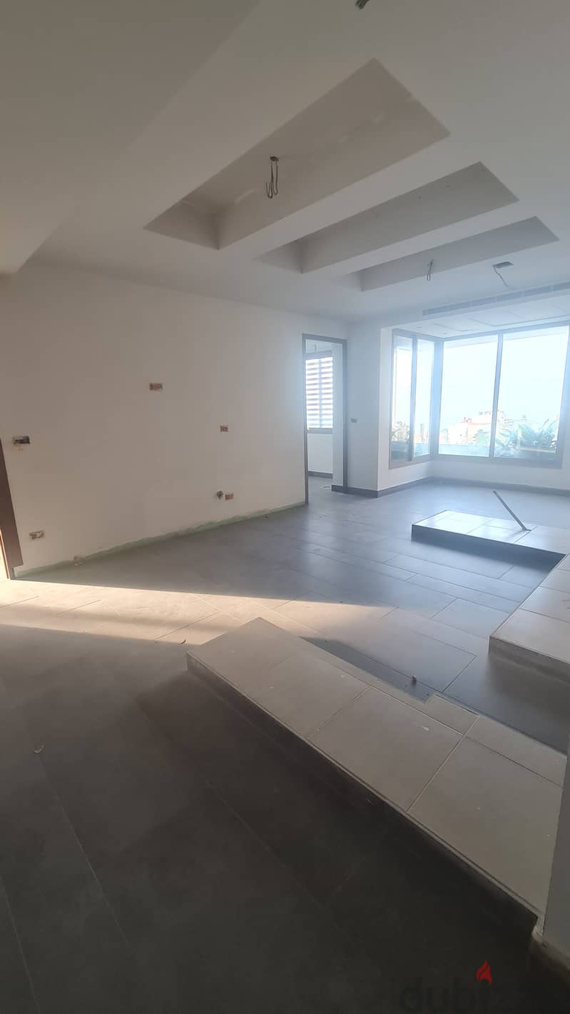 345m² Sophisticated Apartment with Panoramic Sea Views in Rabieh 1