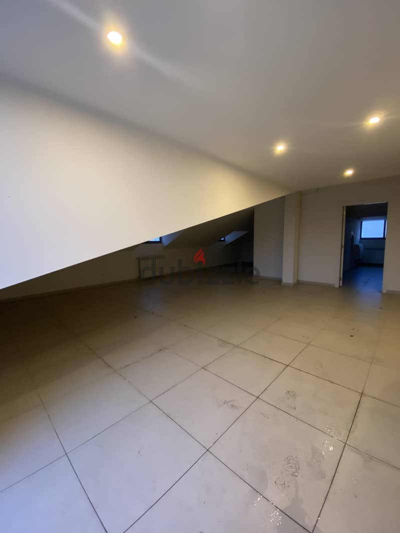 Charming 585 m2 Duplex with Terrace in Baabda 12