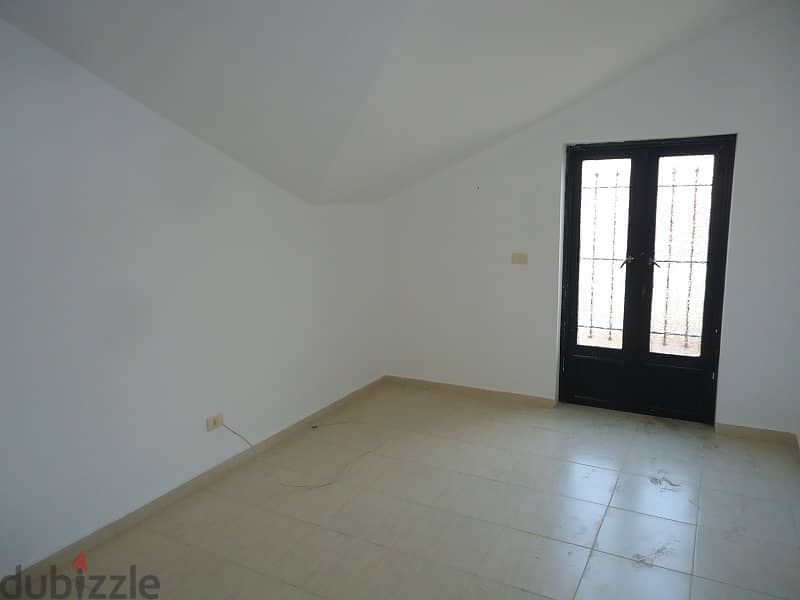 Duplex for sale in Mansourieh دوبلكس للبيع في المنصورية 15
