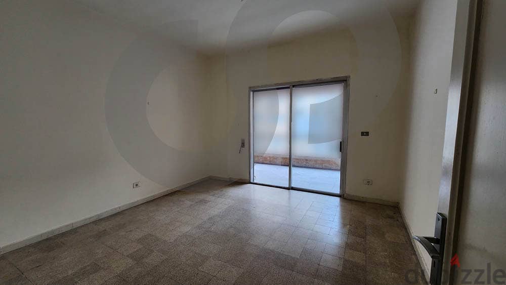 230SQM apartment for rent in verdun 4 bedrooms/فردان REF#NS100825 3